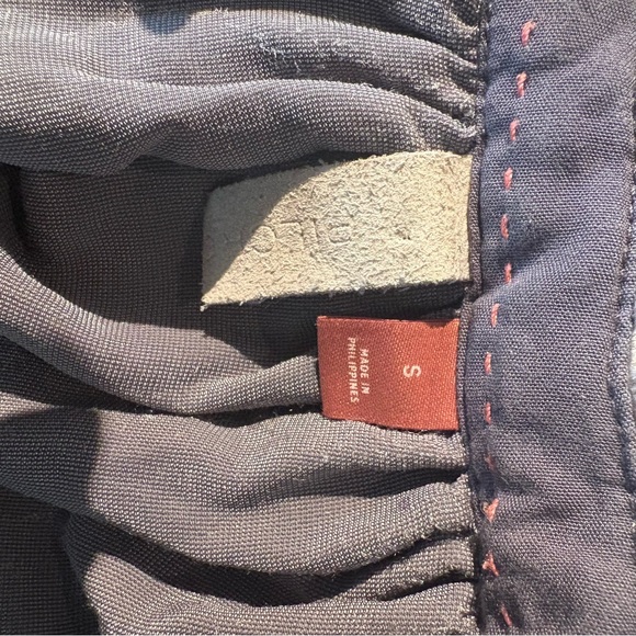 Anthropologie Pilcro Crushed Velvet Femme Buttondown Shirt in dark gray S - Picture 8 of 10